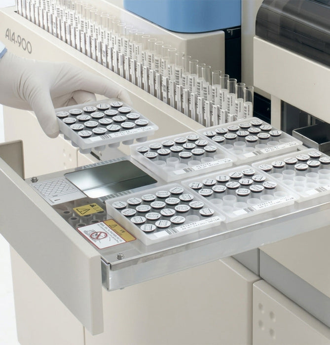 AIA-900 Automated Immunoassay Analyzer